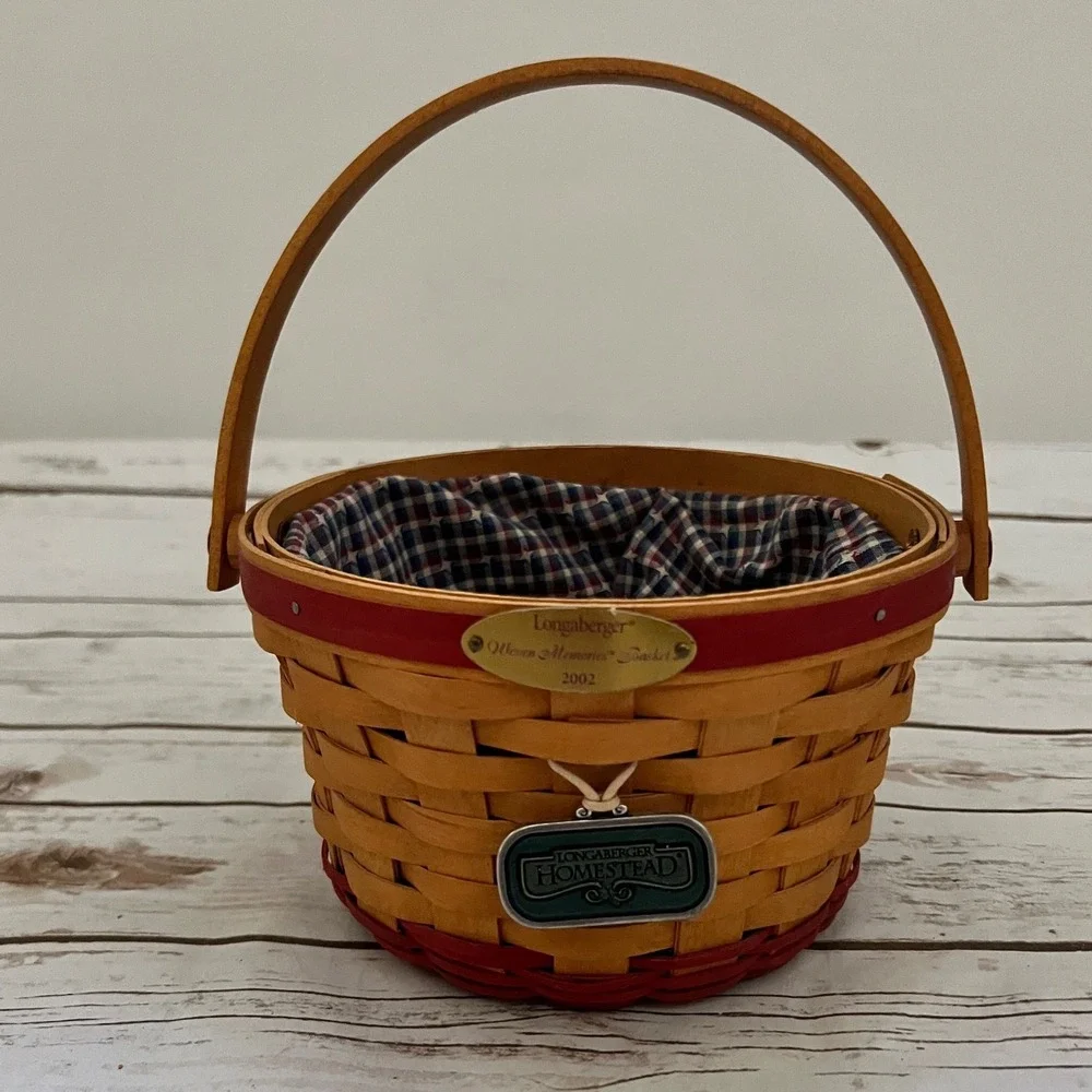 Longaberger Woven Memories Basket 2002 Red Natural Star Liner Small 7.5in